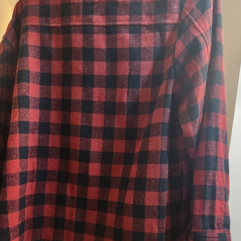 NWT CHAPS Red and Black Plaid Jacket With FRINGE/Sherpa Coller - Picture 4 of 9